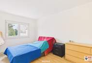 Einzugsbereites Haus mit großer Garage und großem Grundstück