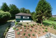 Gepflegtes Haus mit großem Garten, Panorama und Gartenhaus
