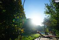 AUSSERGEWÖHNLICHES JUWEL! Exklusiver Vierkanthof im Thermenland Steiermark – Wohnen, Reiten &amp; Leben mit Pool und Natur!