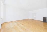 Stillvolle 2-Zimmer Altbauwohnung mit Balkon (10. Oktober Straße 6)