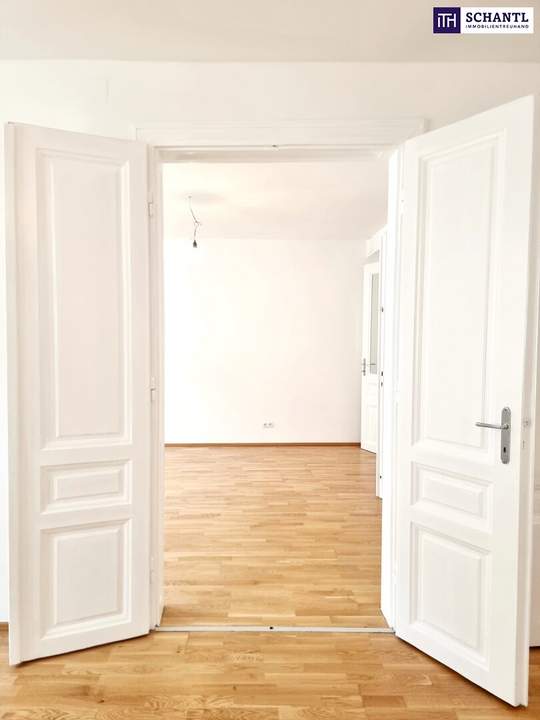 WOW - Ein Traum im Altbau! Hofseitige Terrasse und Balkon! Renovierte Altbauwohnung! Rundum saniertes Haus + TOP Raumaufteilung + Ideale Infrastruktur! Nutzen Sie die Gelegenheit!