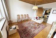 Ein-/Zweifamilienhaus mit Wellnessbereich in ruhiger Aussichtslage am Weinberg