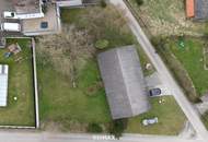 Grundstück mit Garagen und Lagerraum in ruhiger Lage