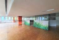 Erfolgreiches Arbeiten auf 500m² moderner Bürofläche "mitten im Dritten"