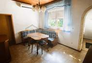 Charmantes Einfamilienhaus & Lagerhalle mit Garten, Balkon und Garage in Winden am See – 379.000 €