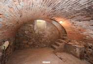 Wohnhaus mit großem Grund in zentraler Lage in Bischofstetten