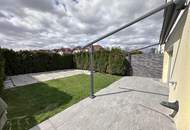 Sonniges Eckreihenhaus mit Pool, Garage und Keller!
