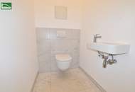 3.Zimmer-Erstbezug in Hofruhelage mit einer atemberaubenden Raumhöhe und Garten - sofort beziehbar in Nähe der U1 (Nettopreis)! - JETZT ZUSCHLAGEN