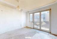 Sanierungsbedürftige 2-Zimmer-Balkon-Wohnung in U1-Nähe
