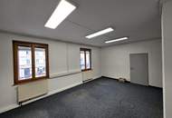 Helle Büroräume in Zentrumsnähe in Haag zu vermieten