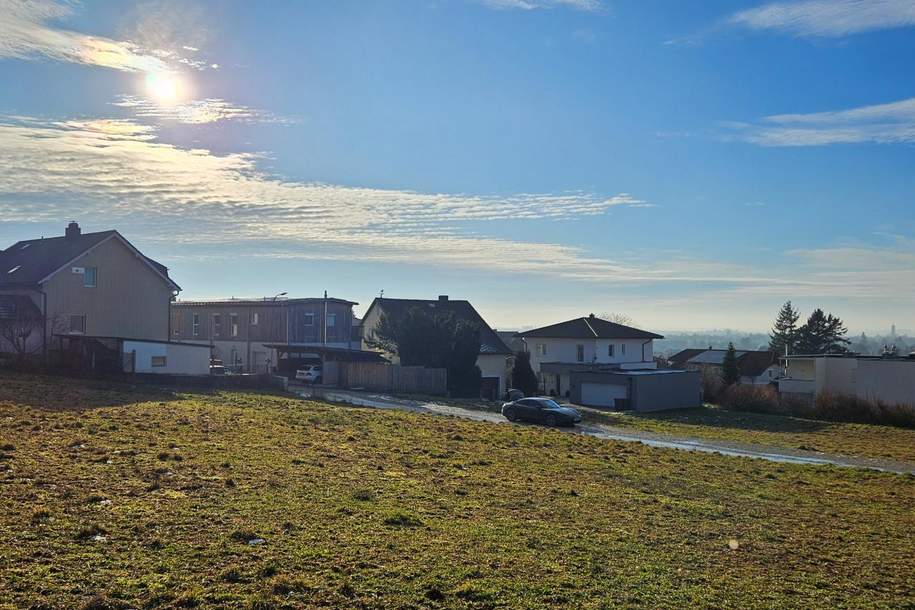 Sonniges Grundstück mit Ausblick – 991 m² in St. Valentin, keine Bauverpflichtung, Grund und Boden-kauf, 199.000,€, 4300 Amstetten