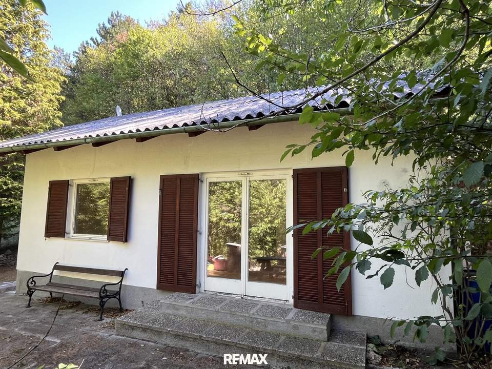 Wienerwald-Idylle mit traumhaftem Ausblick – Haus mit großem Potenzial