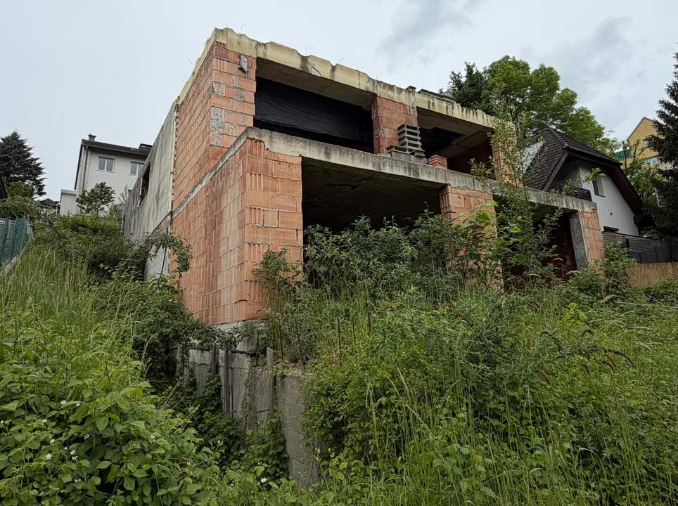 "Klosterneuburg - Rohbau auf Baurechtsgrund"