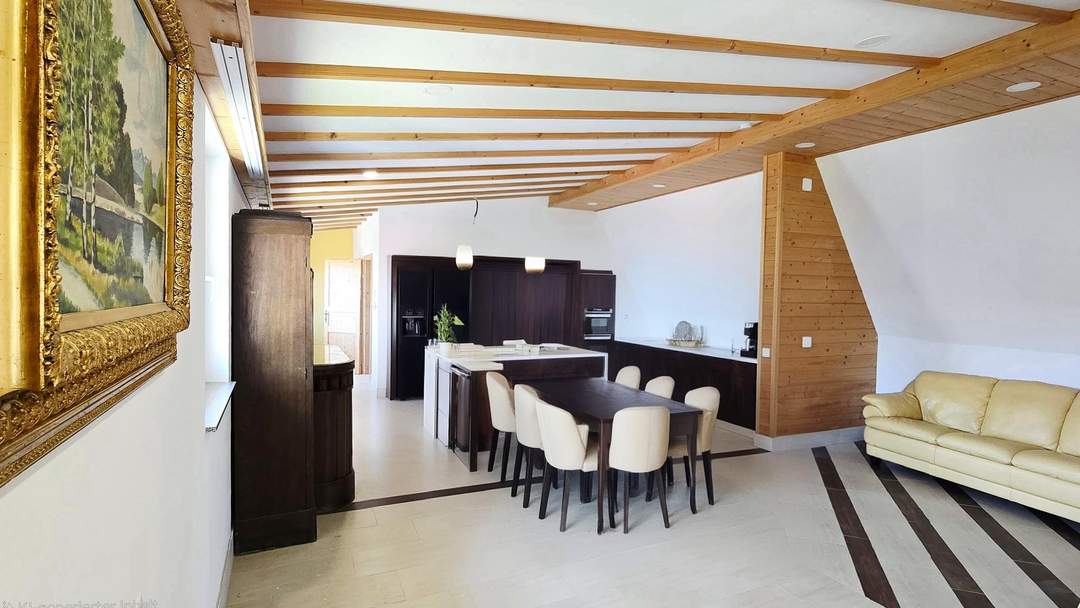 "Traumhaftes Haus mit viel Potenzial in Großriedenthal "