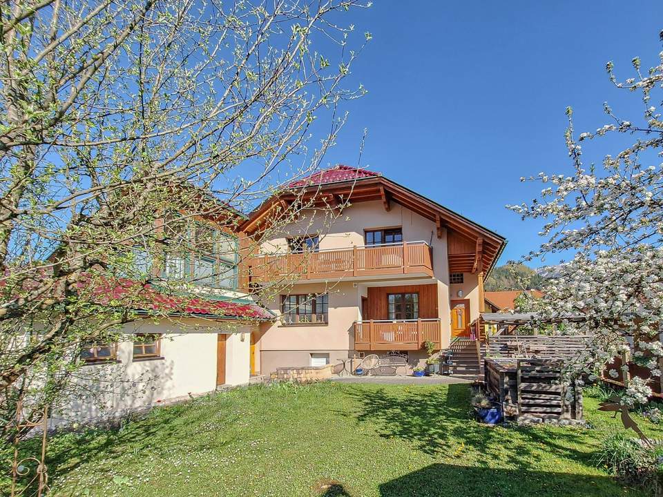 Zuhause zwischen Himmel und Bergen – Charmantes Zweifamilienhaus im Luftkurort