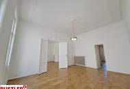 Stuck, Kachelofen, Flügeltüren: Altbauliebe mit Klopfbalkon