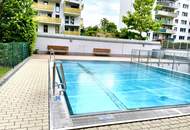 Traumhafte Dachgeschoss-Maisonette mit Schwimmbad und Terrasse mit exklusivem Poolblick + Garagenplatz + Neubau-Anlage mit eigenem Pool und Spielplatz