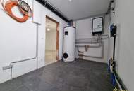 RESERVIERT! 208 m² NFL! 5-ZIMMER, KELLER, BALKON, TERRASSE, CARPORT UND GROSSER GARTEN. ZIEGELQUALITÄT MIT UNVERBAUBAREM GRÜNBLICK.