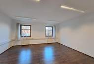 Büro - ideal für Arzt, Anwalt etc.