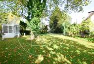 Phänomenaler ebener Villenbaugrund in zentraler Grünruhelage - zwei Bauflächen!