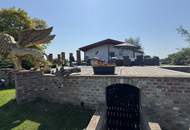 Exklusiver Bungalow mit Garagen und Kellergewölben