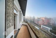 Großzügige Altbau-Residenz mit Balkon, Loggia &amp; drei En-Suite-Bädern