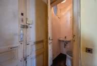 ++NEU++ Altbauklassiker: 3-Zimmer Wohnung mit großem Sanierungspotenzial