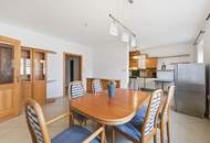 IMPOSANTER LANDSITZ FÜR HOHE ANSPRÜCHE! GROßZÜGIGE WOHN-UND NUTZFLÄCHEN SOWIE ÜBER 5000 m2 LAND