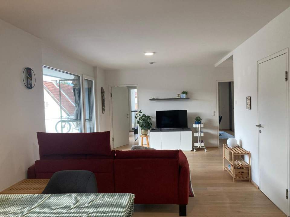 schöne 3-Zimmer-Wohnung mit Terrasse