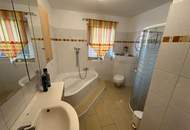 "Haus &amp; Grundstück – Baugrund inklusive!"