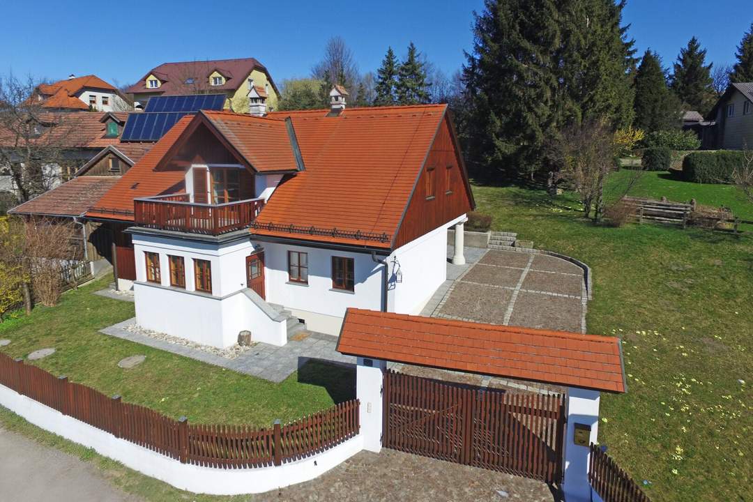 Ländliche Idylle! Atemberaubender Fernblick bis Rax und Schneeberg