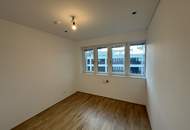 MARINA TOWER - Exklusive 4-Zimmer-Wohnung mit Loggia und sonnigem Balkon