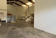 Flexible Gewerbefläche: Lagerhalle mit Büros in Rohrbach-Berg