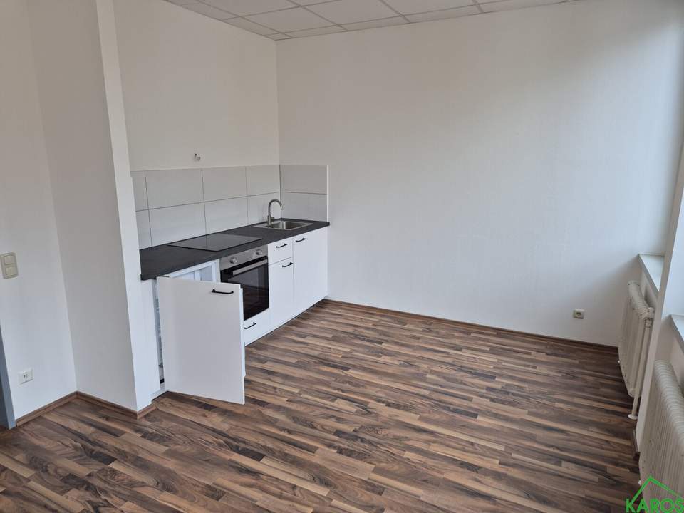 IDEALE STARTWOHNUNG MIT KÜCHE!!!