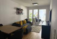 Ab 01.11.: Helle 2-Zimmer-Wohnung mit Balkon, Nähe U1 Rennbahnweg