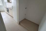 Hof- und westseitige 2-Zimmer-Wohnung im 4. Liftstock zw. Augarten und U6 Jägerstraße