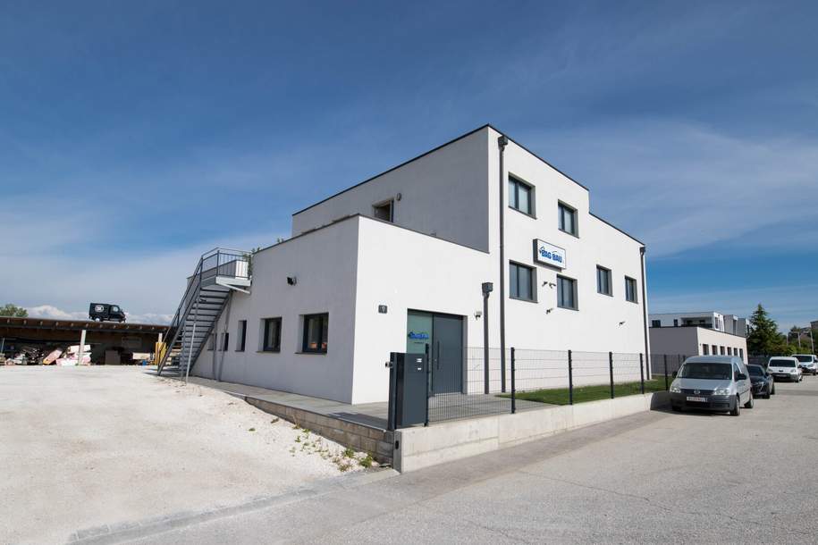 Neuwertige Büroräumlichkeiten mit Hallen- / Lagerflächen in der Gewerbezone-Süd, Gewerbeobjekt-miete, 2.455,00,€, 9020 Klagenfurt(Stadt)