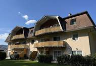 Charmante 3-Zi DG-Wohnung mit moderner Küche - RUHIGE Aussichtslage - Loggia &amp; Carport