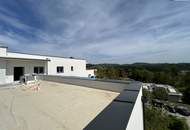 Ein wahres LUXUS-PENTHOUSE mit 360 Grad Fernblick in die Weinberge - mit gigantisch großer Außenfläche - westlich von Graz