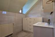 240m2 Familienhaus mit 9 Zimmern -ideal als Mehrgenerationenhaus,sofort bezugsfertig