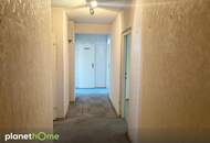 Raum für Ideen! Sanierungsbedürftige 3 Zimmer + separate Küche + Loggia im 5. Obergeschoss