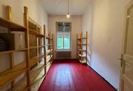 Charmante Villa - mit viel Potenzial und Geschichte auf großem Grund