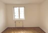 1200! Helle 2-Zimmer Wohnung nahe Augarten!