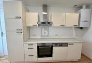 HOCHWERTIG SANIERTE ALTBAUWOHNUNG IN ZENTRALER LAGE MIT LIFT!