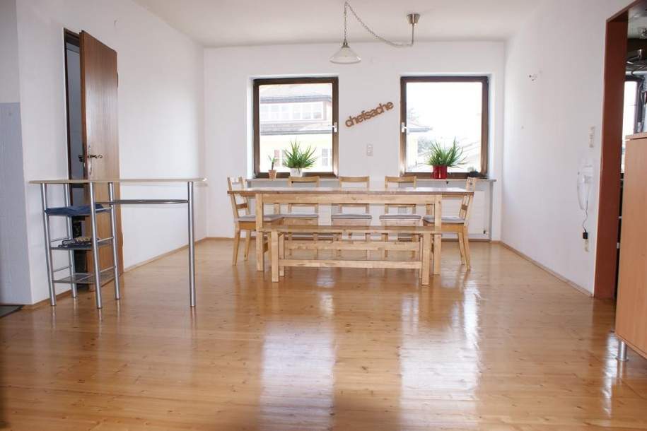 Große 5.Zi.-Wohnung mit Balkon / WG geeignet, Wohnung-miete, 1.500,00,€, 5204 Salzburg-Umgebung