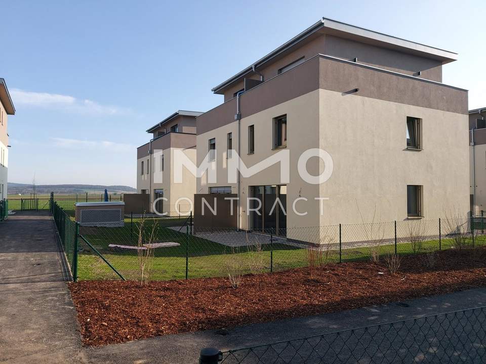 Geförderte, Moderne Doppelhaushälfte in Top Lage