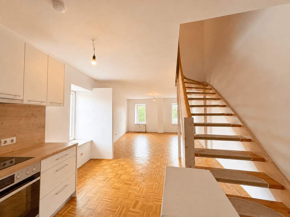 Neuer Eigentümer schafft neues Wohngefühl: Großzügige 3-Zimmer-Maisonette mit ca. 80 m² auf zwei Ebenen