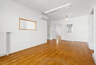 "mit Blick auf die St Elisabeth Kirche mit Terrasse"