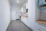 3 Zimmer - Altbauwohnung in der Liechtensteinstraße