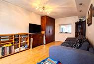 renovierter Vierkanthof mit großem Obstgarten